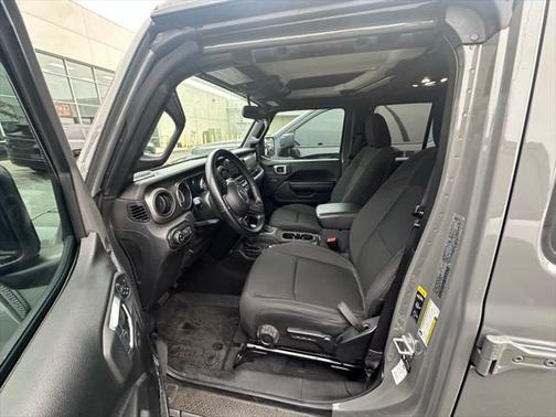 2021 Jeep Gladiator Willys 4x4