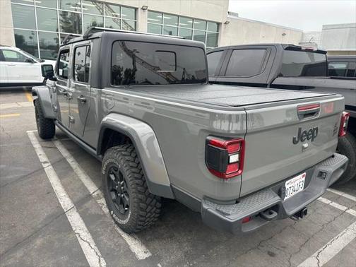 2021 Jeep Gladiator Willys 4x4