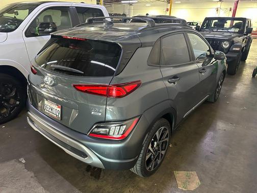 2023 Hyundai KONA Limited