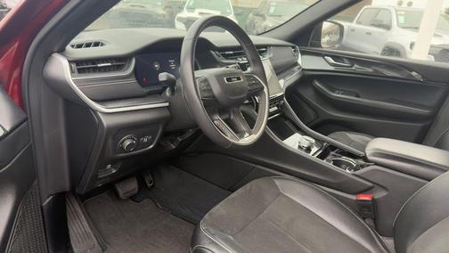 Velvet Red Pearlcoat 2023 Jeep Grand Cherokee Altitude