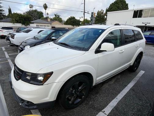 2018 Dodge Journey Crossroad