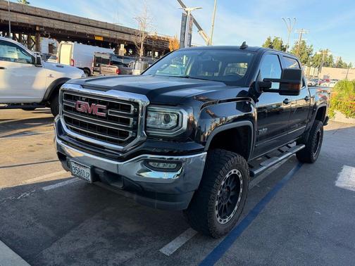 2017 GMC Sierra 1500 SLE