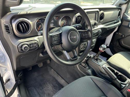 2022 Jeep Wrangler Sport S