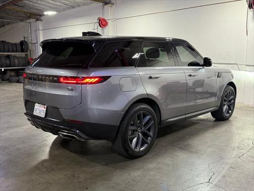 2023 Land Rover Range Rover Sport SE