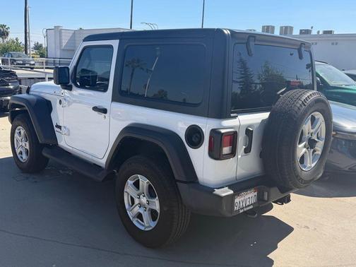 2022 Jeep Wrangler Sport S