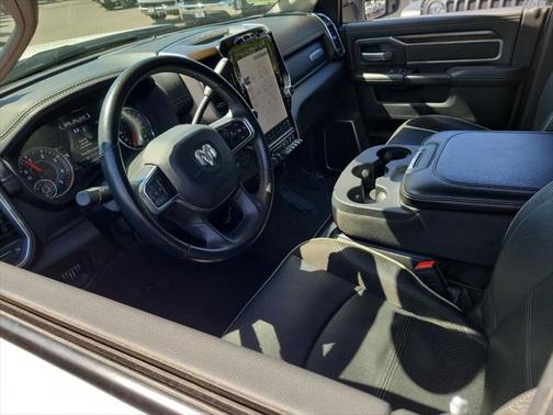 2023 RAM 2500 Laramie Crew Cab 4x4 6'4' Box