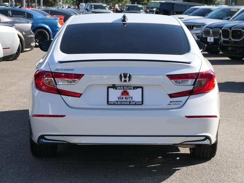 2022 Honda Accord Hybrid Base