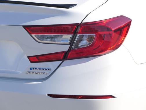 2022 Honda Accord Hybrid Base