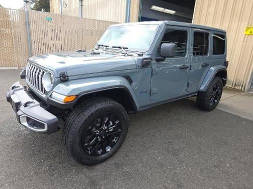 2025 Jeep Wrangler 4xe Sahara