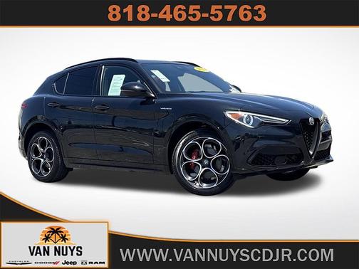 Vulcano Black Metallic 2023 Alfa Romeo Stelvio Veloce AWD