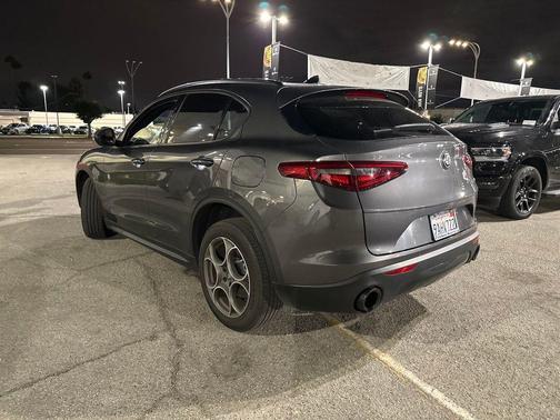 2022 Alfa Romeo Stelvio Sprint