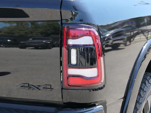 Diamond Black Crystal Pearlcoat 2020 RAM 2500 Limited Mega Cab 4x4 6'4' Box