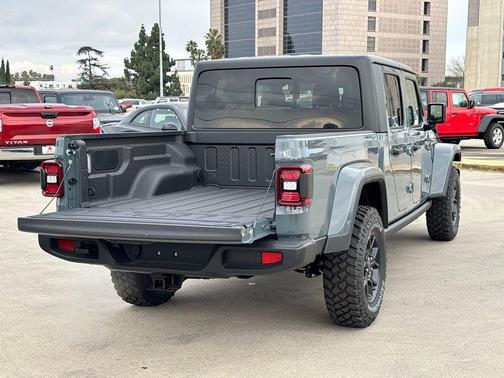 2026 Jeep Gladiator Willys 4x4