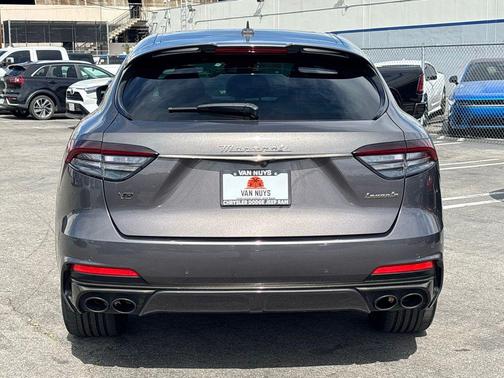 2023 Maserati Levante Trofeo