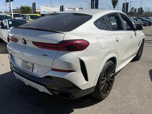 2024 BMW X6 xDrive40i