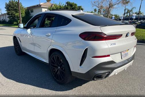 2024 BMW X6 xDrive40i