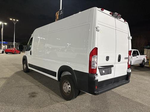 Bright White Clearcoat 2023 RAM ProMaster 2500 High Roof