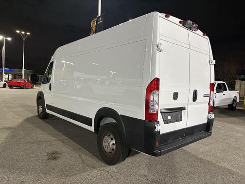Bright White Clearcoat 2023 RAM ProMaster 2500 High Roof