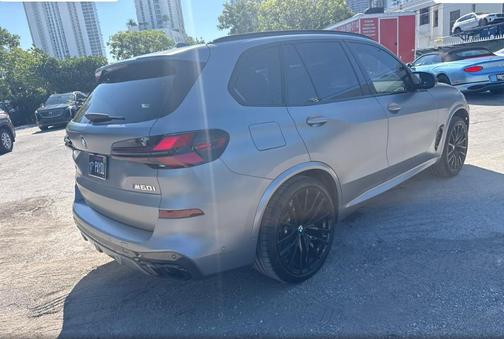 Frozen Pure Gray Metallic 2025 BMW X5 M60i