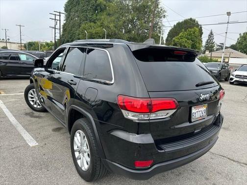 2021 Jeep Grand Cherokee Laredo