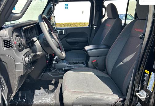 Black Clearcoat 2024 Jeep Wrangler Rubicon