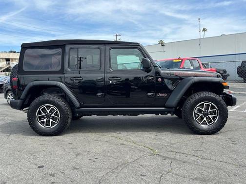 Black Clearcoat 2024 Jeep Wrangler Rubicon