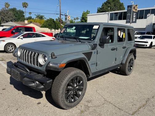 Anvil Clear Coat 2025 Jeep Wrangler 4xe Sahara