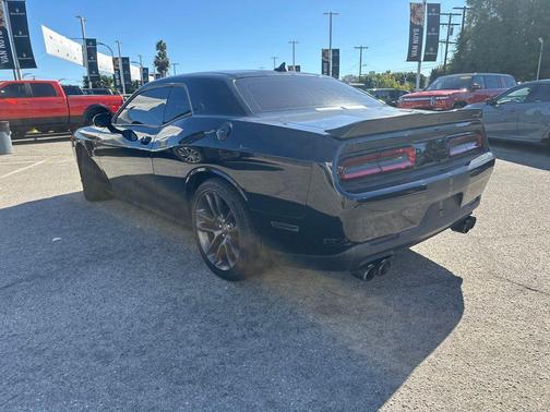 2022 Dodge Challenger R/T Scat Pack