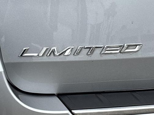 Iconic Silver 2024 Ford Explorer Limited