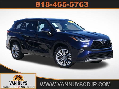 2023 Toyota Highlander Platinum