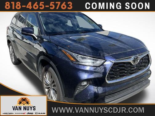 2023 Toyota Highlander Platinum