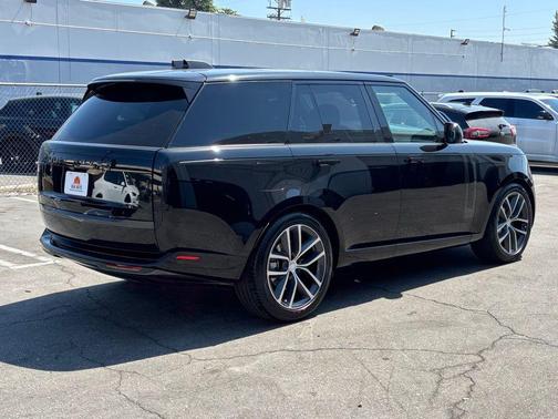 2024 Land Rover Range Rover P400 SE