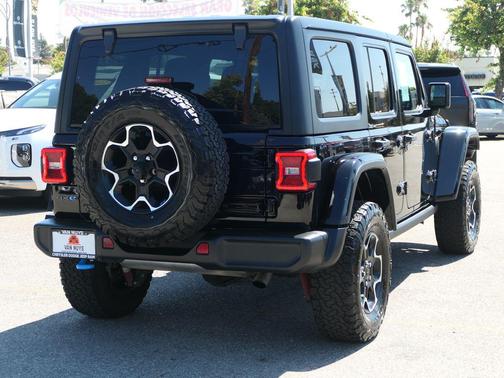 Black Clearcoat 2023 Jeep Wrangler 4xe Rubicon