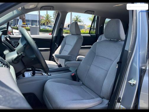 Lunar Silver Metallic 2020 Honda Pilot AWD EX