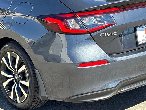 2022 Honda Civic EX-L