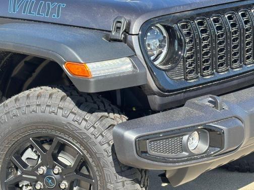 2025 Jeep Wrangler 4xe Willys