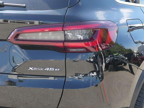 2022 BMW X5 PHEV xDrive45e