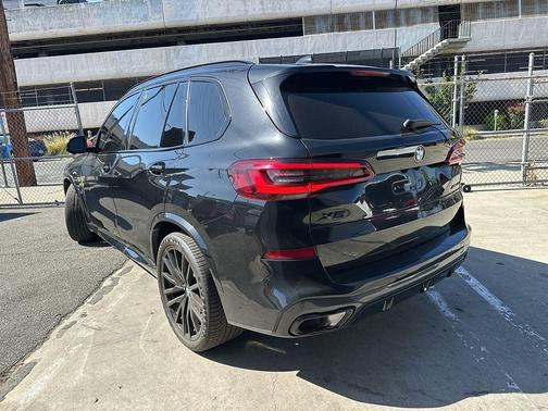 Black Sapphire Metallic 2023 BMW X5 xDrive40i