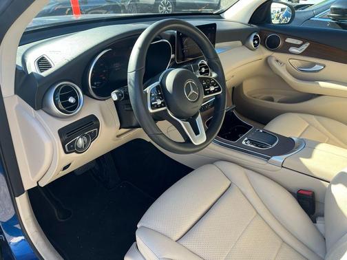 2022 Mercedes-Benz GLC 300 Base
