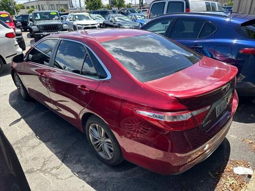 2017 Toyota Camry SE