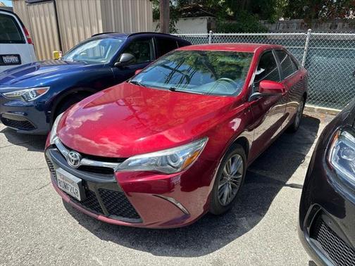 2017 Toyota Camry SE