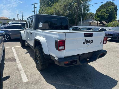 2022 Jeep Gladiator Willys 4x4
