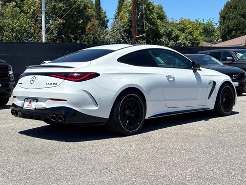 MANUFAKTUR Moonlight White Metallic 2024 Mercedes-Benz AMG CLE 53 4MATIC+