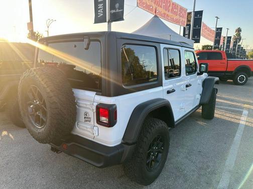 2024 Jeep Wrangler 4xe Willys