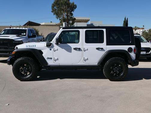 2024 Jeep Wrangler 4xe Willys