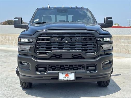 2025 RAM 3500 Tradesman Crew Cab 4x4 8' Box