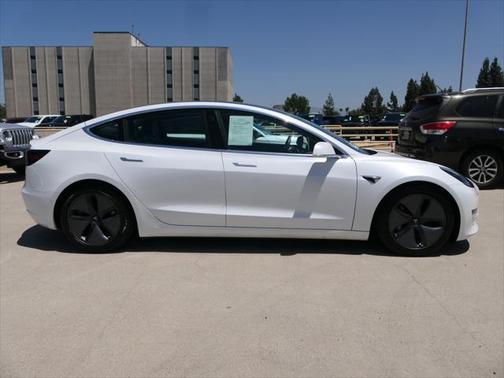 2020 Tesla Model 3 Standard Range