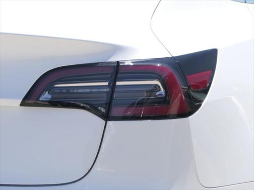 2020 Tesla Model 3 Standard Range