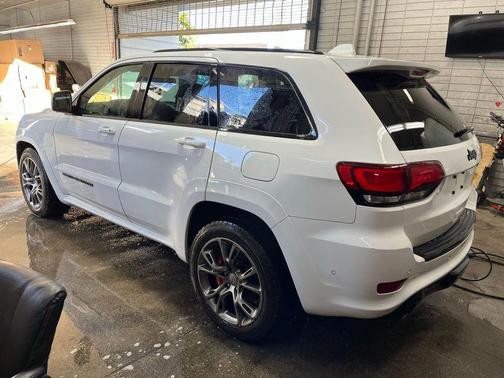 2021 Jeep Grand Cherokee SRT