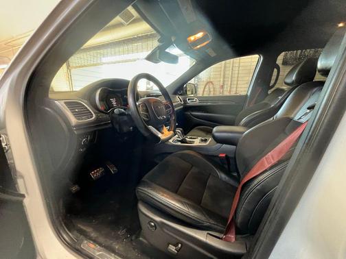 2021 Jeep Grand Cherokee SRT